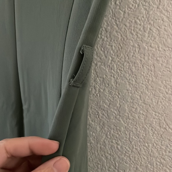 H&M Green Dress. - Picture 5 of 6